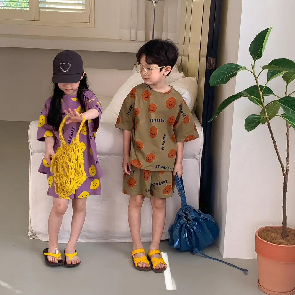 Summer T-shirt  Children's Casual Suit  Men's and Women's Short Sleeved Shorts  Cartoon Smiling Face Print Two-piece Set